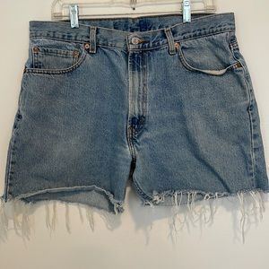 Levi’s cutoff shorts